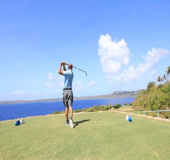 사이판 라오라오베이 CC 이스트 코스 완벽 공략법 - 바다 위 티샷의 모든 것